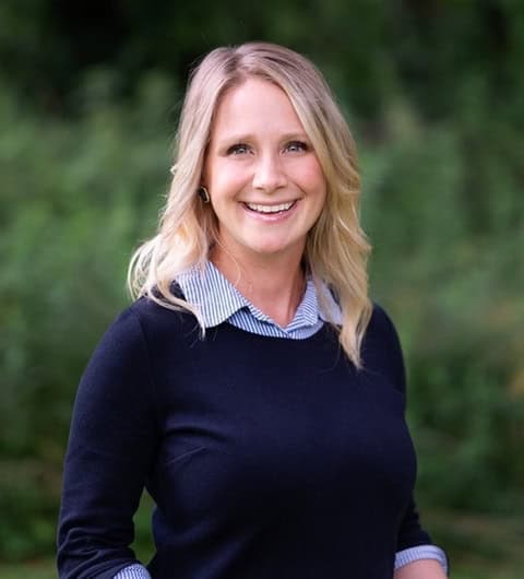 Portrait of Keri Hoehne